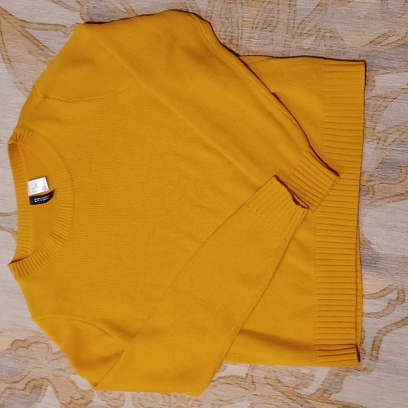 Divided (H&M) Sweater - Picture 3 of 6
